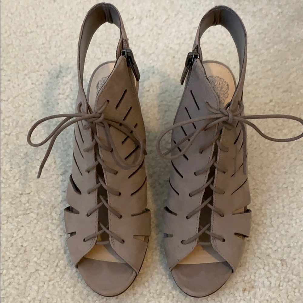 Vince Camuto Shoes